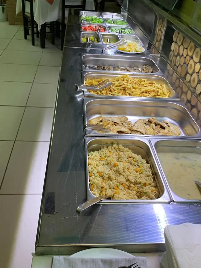 Espana Aparthotel Škalngur 3*,