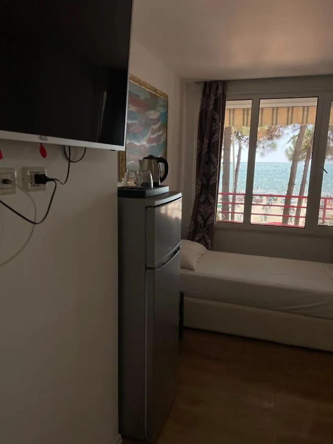 Espana Aparthotel Škalngur
