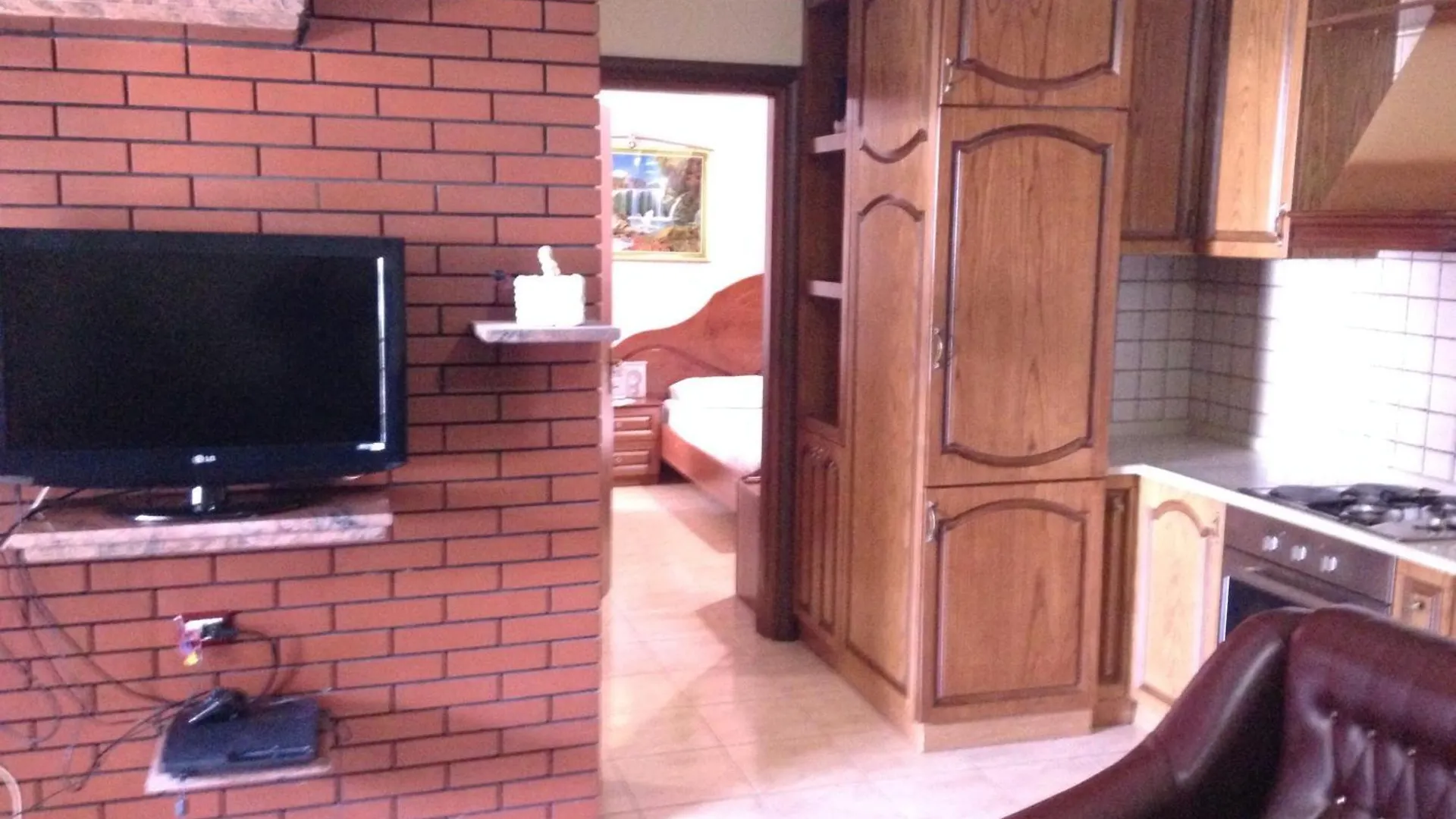 Espana Aparthotel Škalngur